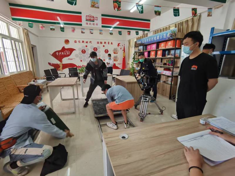 崇川区广告片拍摄公司：极简主义践行者，少即是多的视觉哲学